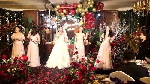 我在订婚宴上惊艳全场,她惊艳全场，成为焦点女神